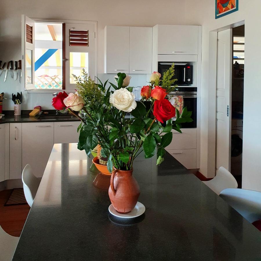 Deux Chambres Et Deux Salles De Bain Dans La Maison De Michelle L'Amirade Grande Anse  Exteriér fotografie